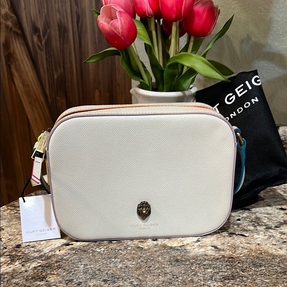 Kurt Geiger Handbags - KURT GEIGER NWT Richmond Crossbody Camera Bag In Open White